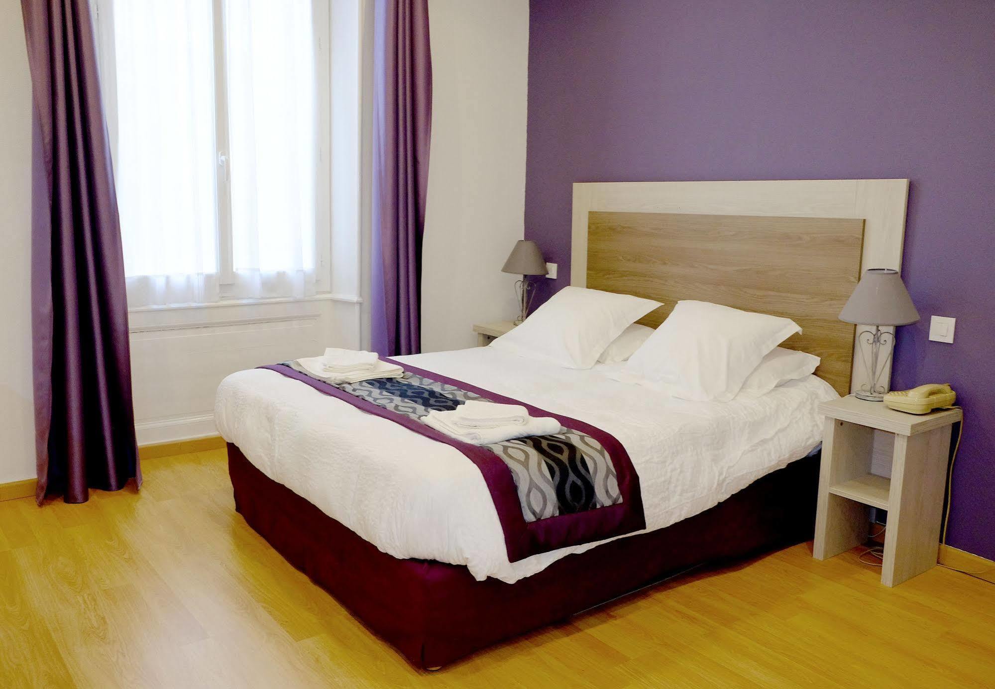 Logis Grand Hotel Pelisson Nontron Dış mekan fotoğraf